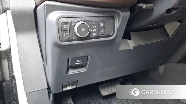 Ford Bronco 6th Generation 2022 Цвет галактики из Кореи, фото 6