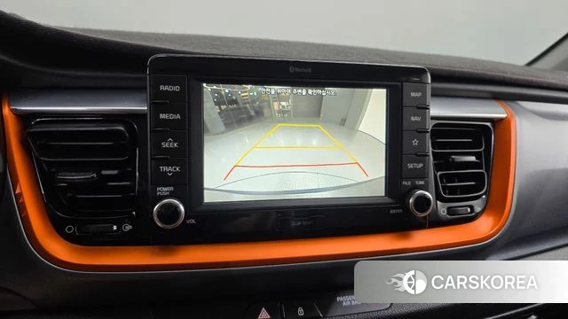 Kia Stonic 2018 Белый из Кореи, фото 6