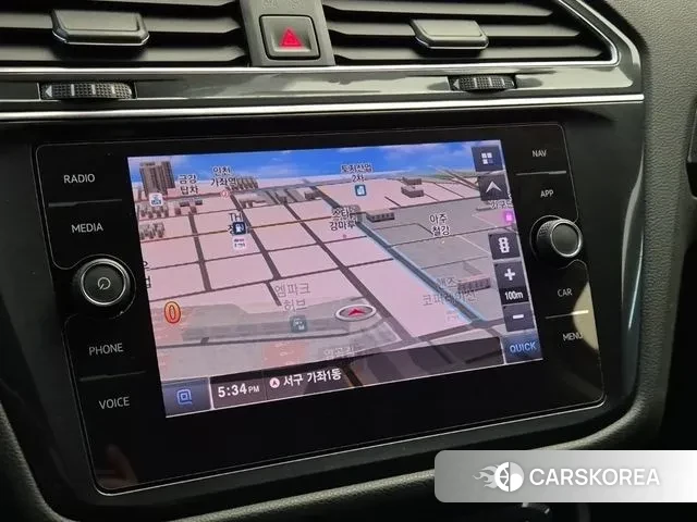 Volkswagen Tiguan Allspace 2020 Серебристо-серый из Кореи, фото 6