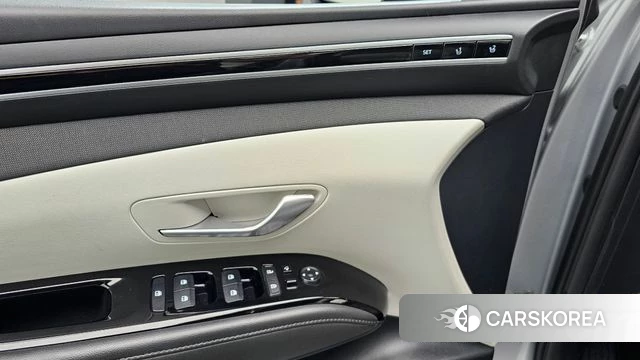 Hyundai Tucson Hybrid (NX4) 2021 Серебристо-серый из Кореи, фото 6