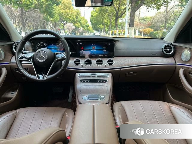 Mercedes-Benz E-class 2022 Черный из Китая, фото 6