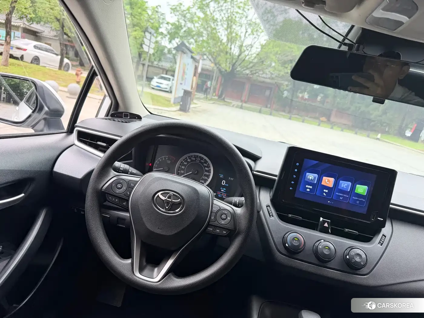 Toyota Corolla 2023 Белый из Китая, фото 6