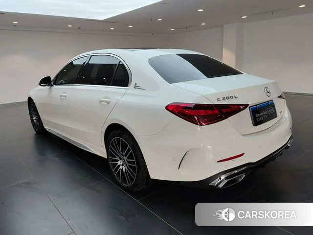 Mercedes-Benz Class C 2024 Белый из Китая, фото 6