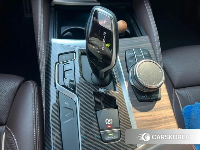 BMW 5 Series (G30) 2020 Серый из Кореи, фото 6