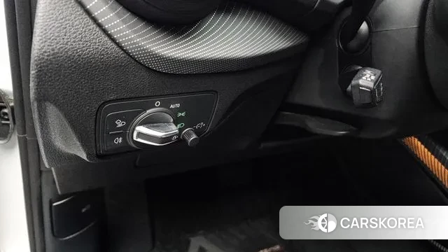 Audi Q2 2020 Белый из Кореи, фото 6