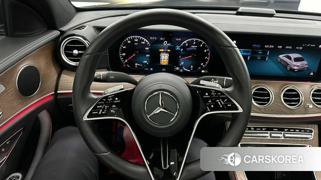 Mercedes-Benz E-Class W213 2023 Черный из Кореи, фото 6