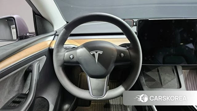 Tesla Model Y 2023 Серый из Кореи, фото 6