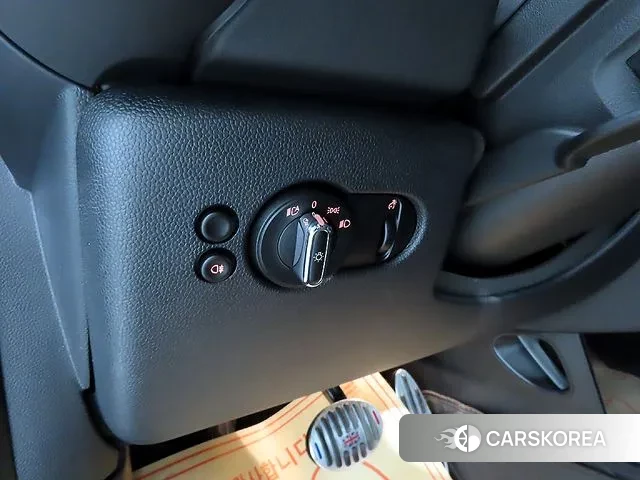 Mini Cooper 2023 Черный из Кореи, фото 6