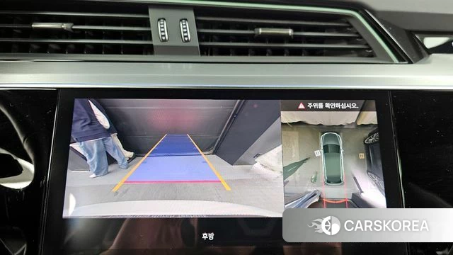 Audi e-Tron 2022 Белый из Кореи, фото 6