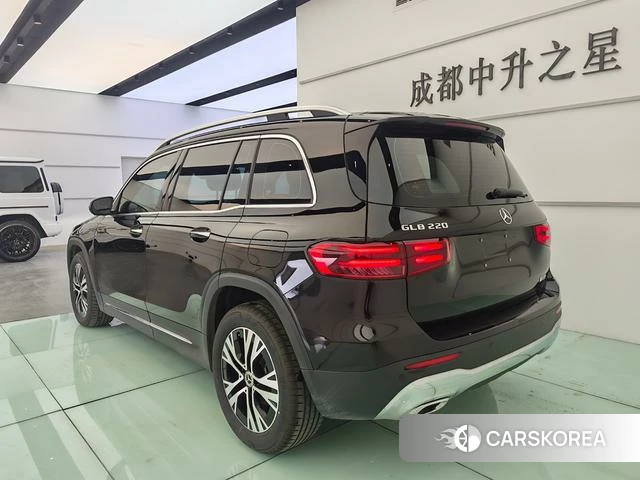Mercedes-Benz GLB 2025 Черный из Китая, фото 6