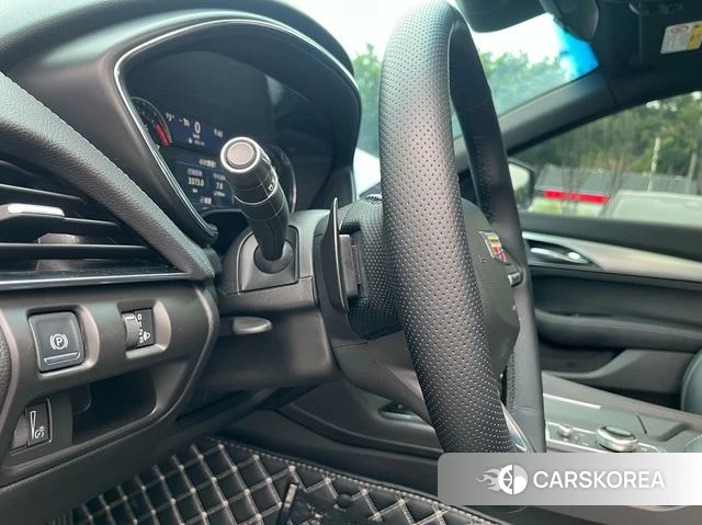 Cadillac CT5 2022 Темно-серый из Китая, фото 6