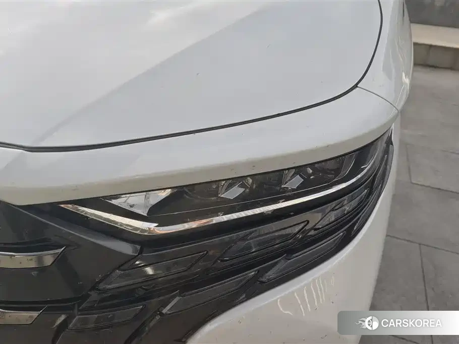 Toyota Alphard 2024 Белый из Китая, фото 6