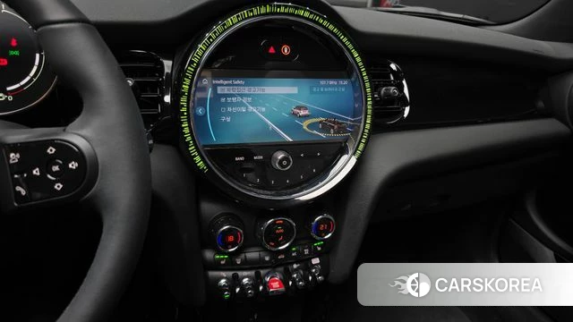 Mini Cooper Convertible 2024 Серебряный из Кореи, фото 6