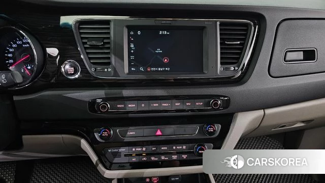 Kia The New Carnival 2018 Черный из Кореи, фото 6