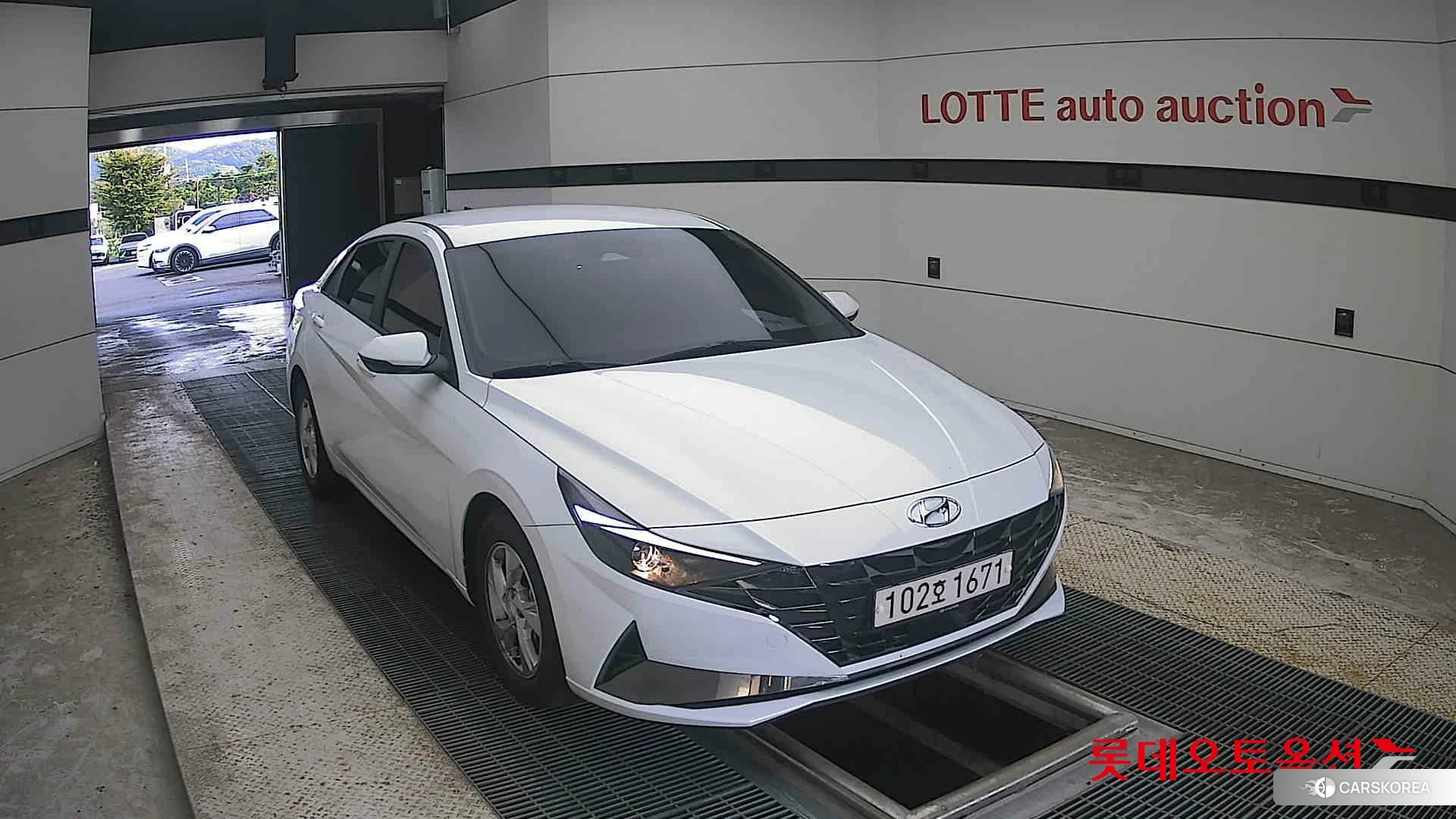 Hyundai Avante 2021 Polar White из Кореи, фото 6