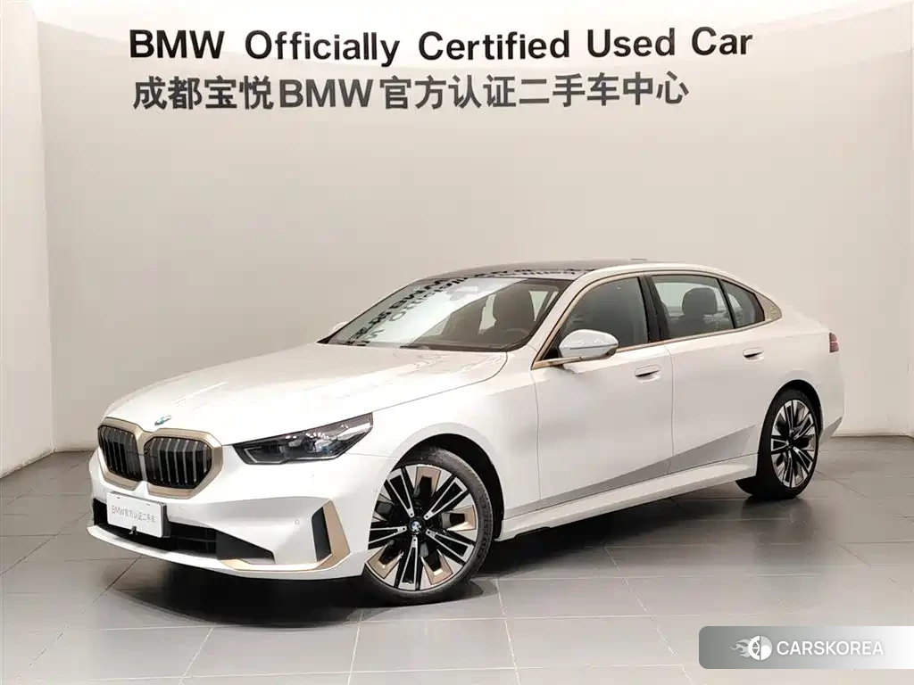 BMW 5 series 2024 Белый из Китая, фото 6