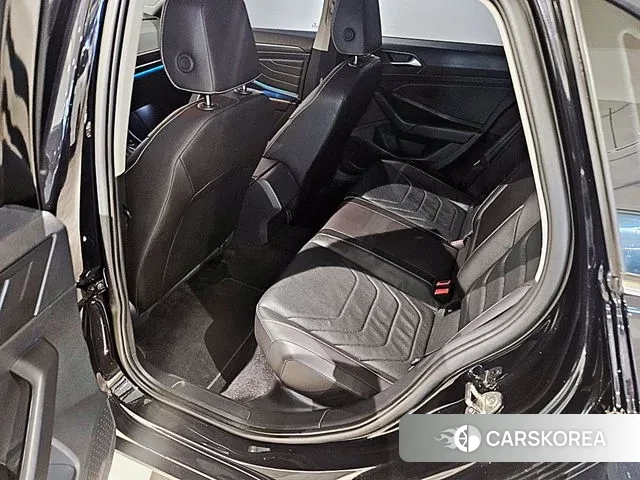 Volkswagen 7th Generation of Jetta 2023 Черный из Кореи, фото 6