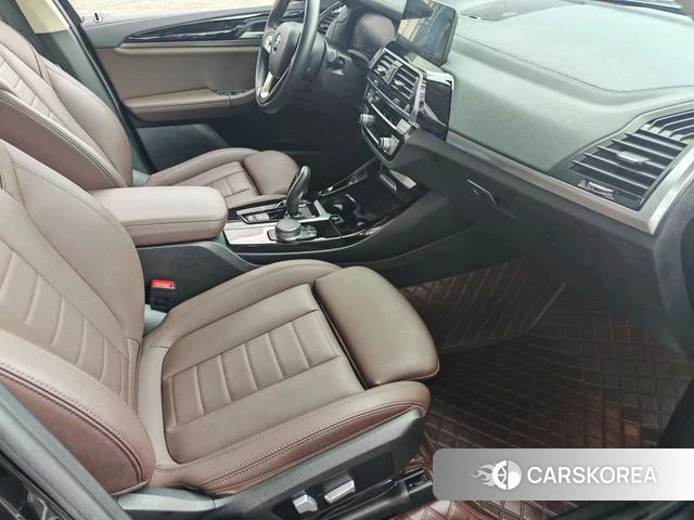 BMW X3 2021 Черный из Китая, фото 6