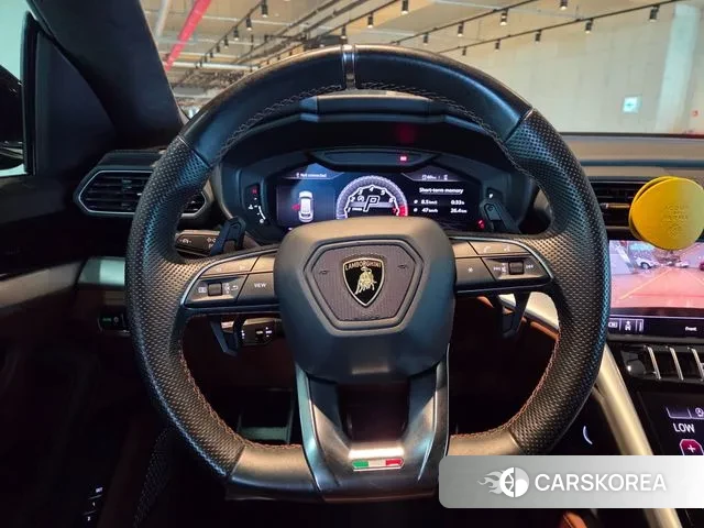 Lamborghini Urus 2019 Черный из Кореи, фото 6