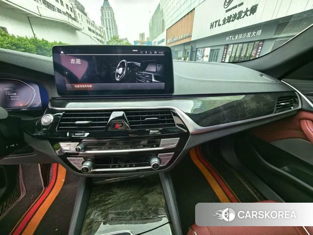 BMW 5 series 2023 Белый из Китая, фото 6