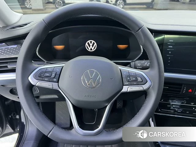 Volkswagen Passat 2023 Черный из Китая, фото 6