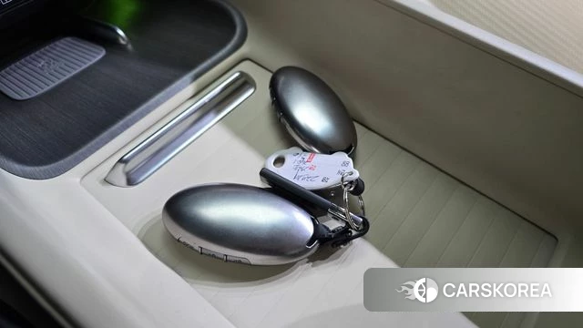 Hyundai Grandeur Hybrid (GN7) 2023 Белый из Кореи, фото 6