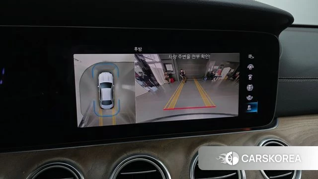 Mercedes-Benz E-Class W213 2023 Серебристо-серый из Кореи, фото 6