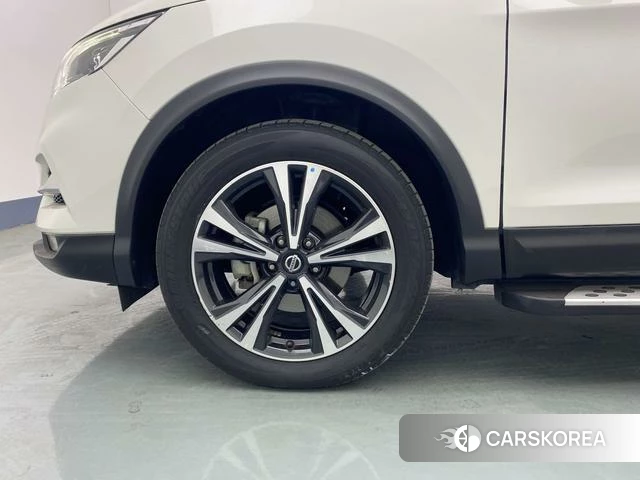 Nissan Qashqai 2022 Белый из Китая, фото 6