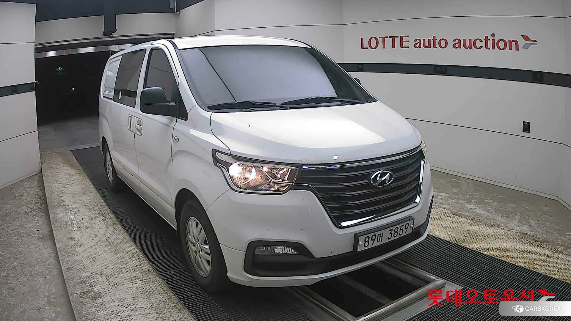 Hyundai Grand Starex 2021 Белый из Кореи, фото 6