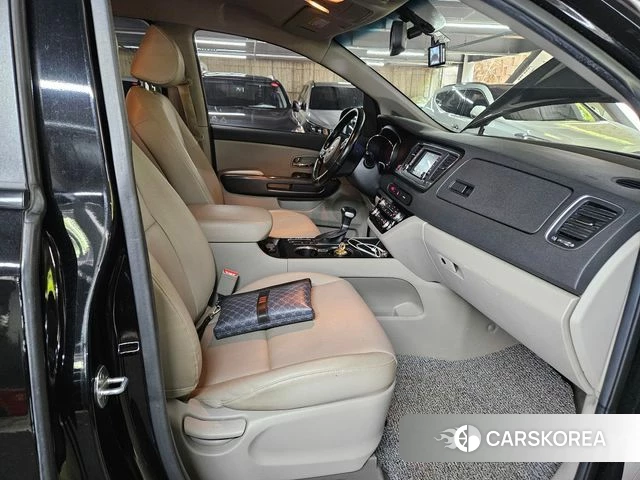 Kia The New Carnival 2019 Черный из Кореи, фото 6
