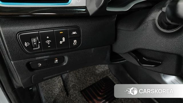 Kia Niro EV 2018 Серебристо-серый из Кореи, фото 6