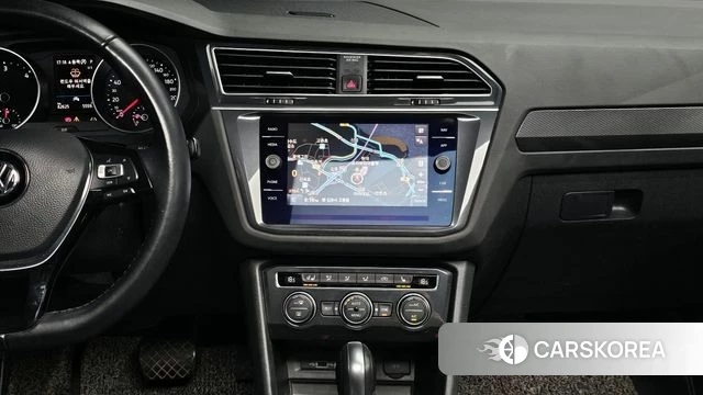 Volkswagen Tiguan second Generation 2020 Серебряный из Кореи, фото 6
