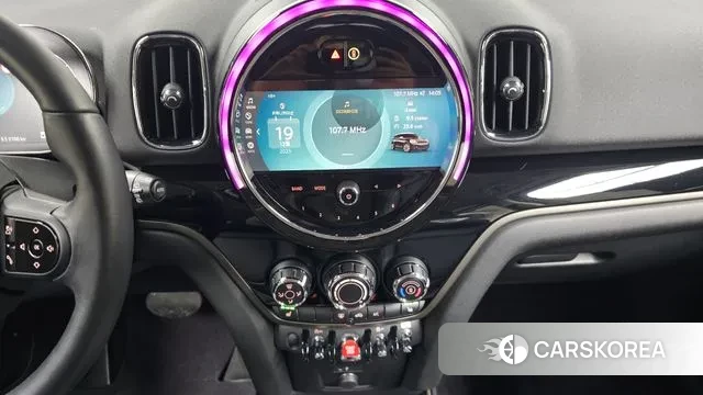 Mini Cooper Countryman 2022 Белый из Кореи, фото 6