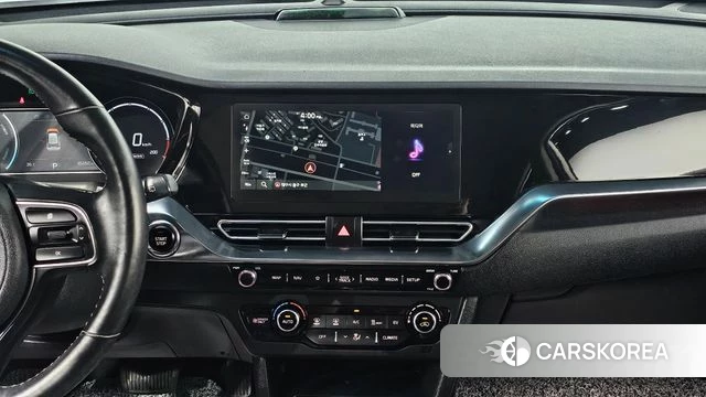 Kia Niro Plus 2022 Белый из Кореи, фото 6