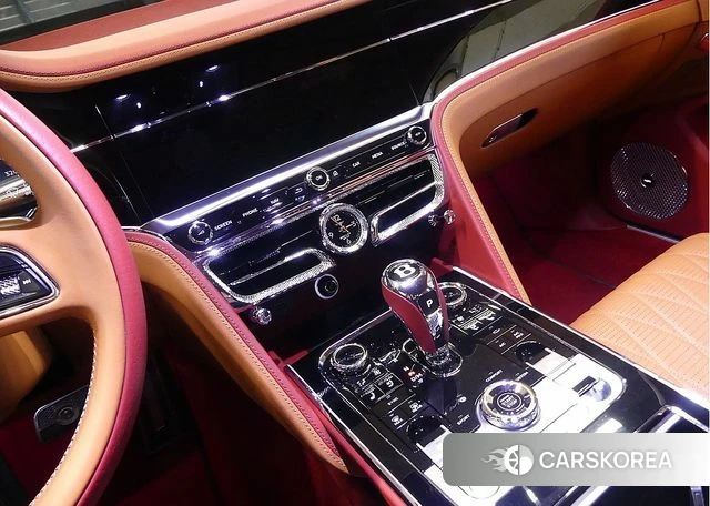 Bentley Flying Spur 3rd Generation 2022 Черный из Кореи, фото 6