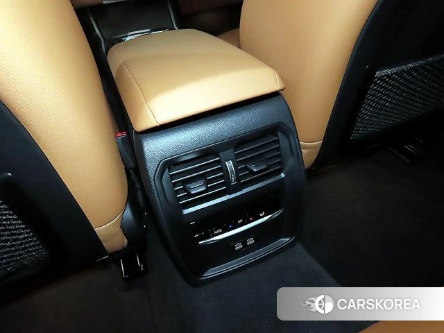 BMW 3 Series (G20) 2023 Черный из Кореи, фото 6