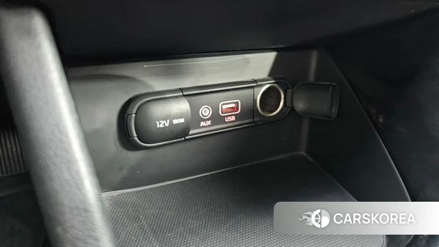 Kia Niro 2018 Синий из Кореи, фото 6