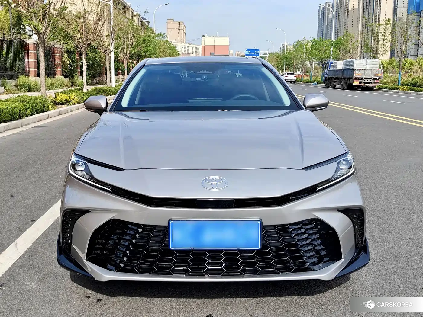 Toyota Camry 2025 Silver/gray из Китая, фото 6