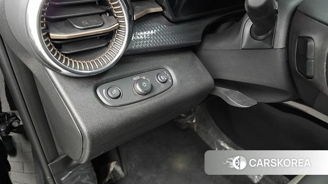 Chevrolet (GM Daewoo) Trax Crossover 2023 Черный из Кореи, фото 6