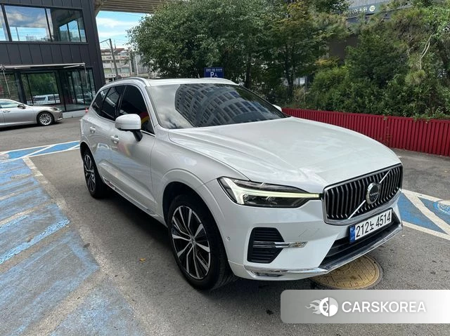 Volvo XC60 second Generation 2023 Белый из Кореи, фото 6