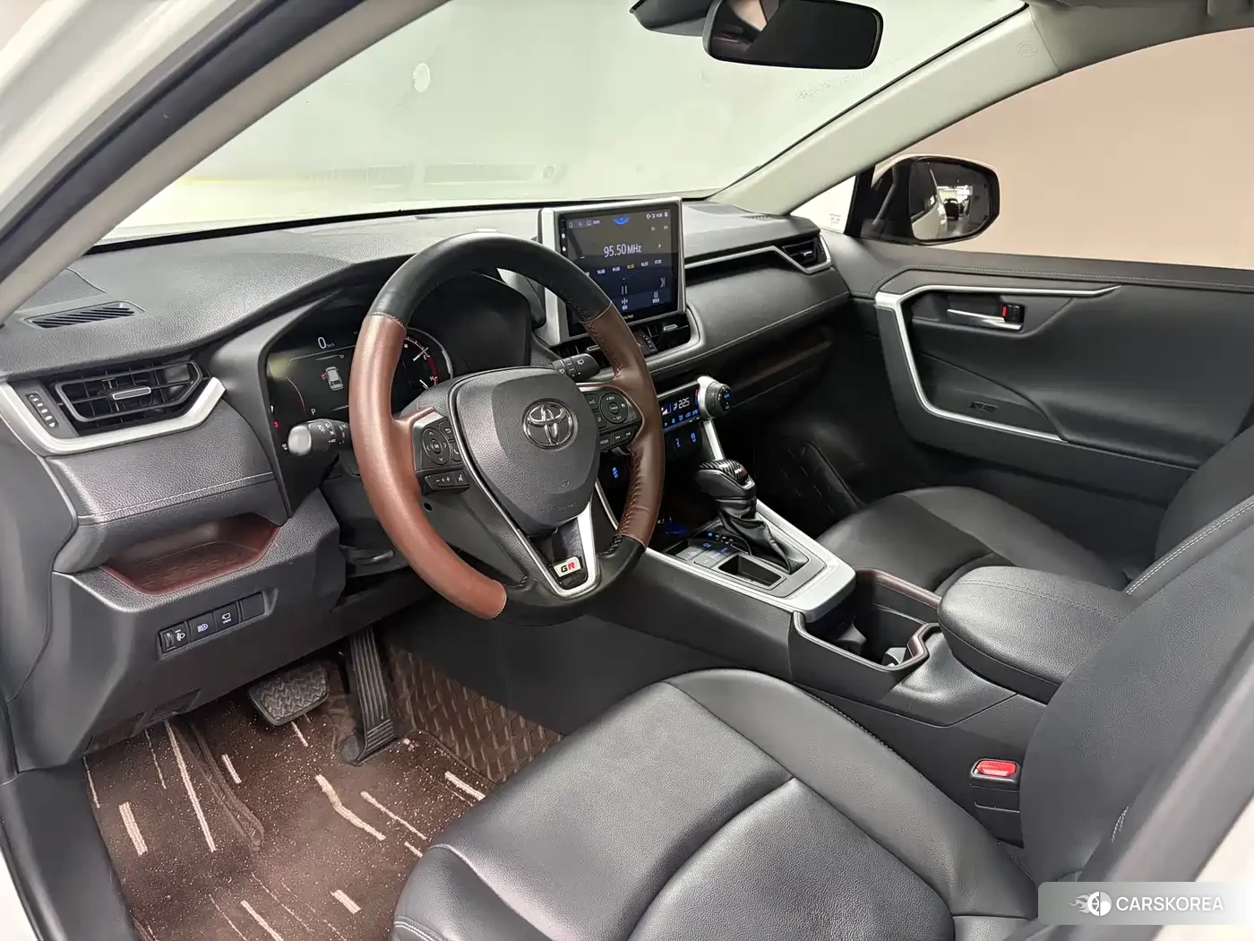 Toyota RAV4 2022 Белый из Китая, фото 6