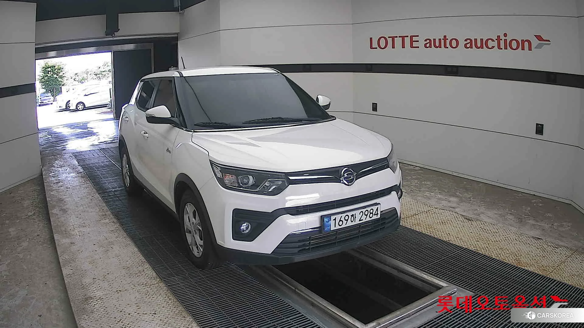 SsangYong Tivoli 2022 Grand White из Кореи, фото 6