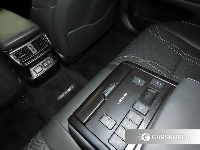 Lexus ES300h 7th generation 2019 Серебристо-серый из Кореи, фото 6