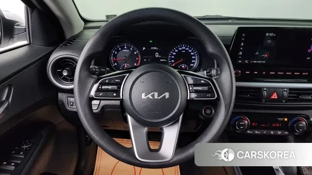 Kia The New K3 2nd generation 2022 Белый из Кореи, фото 6