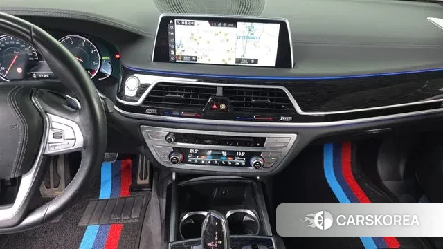 BMW 7 Series (G11) 2018 Черный из Кореи, фото 6