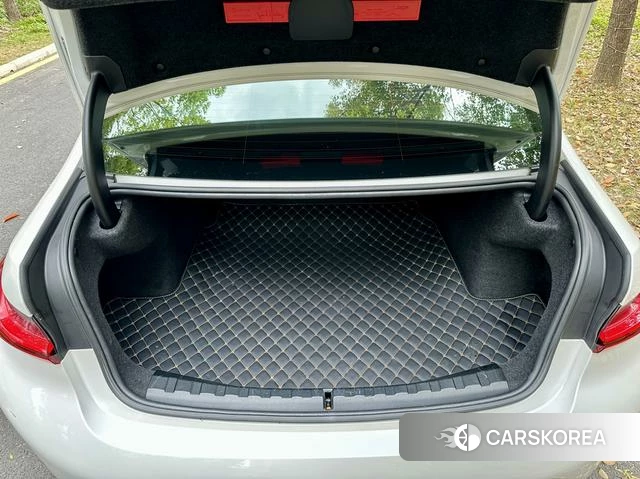 BMW 3 series 2023 Белый из Китая, фото 6