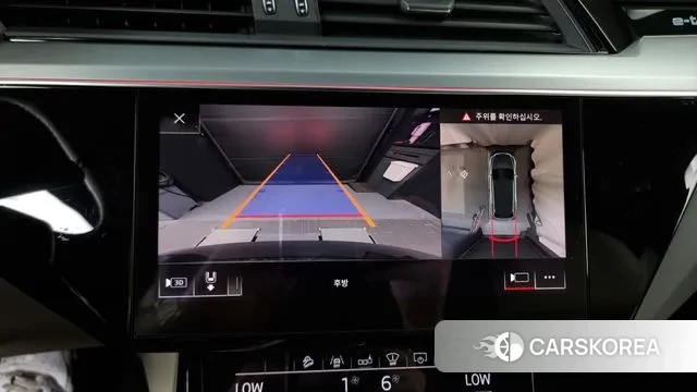 Audi e-Tron 2020 Черный из Кореи, фото 6