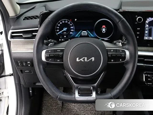 Kia K5 3rd generation 2022 Белый из Кореи, фото 6