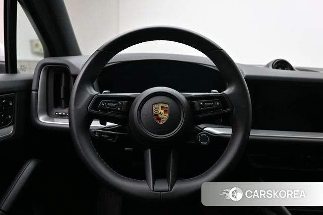 Porsche Cayenne 2024 Белый из Китая, фото 6