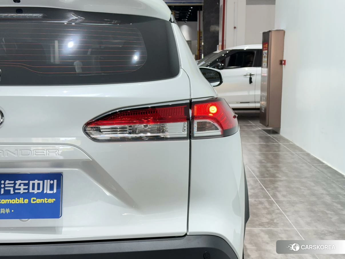 Toyota Fenglanda 2023 Белый из Китая, фото 6